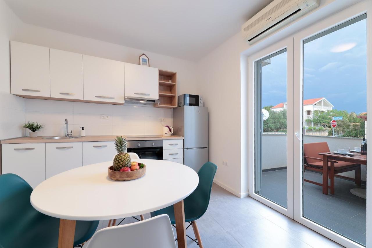 Blue Sunrise Apartment Vrsi Eksteriør billede